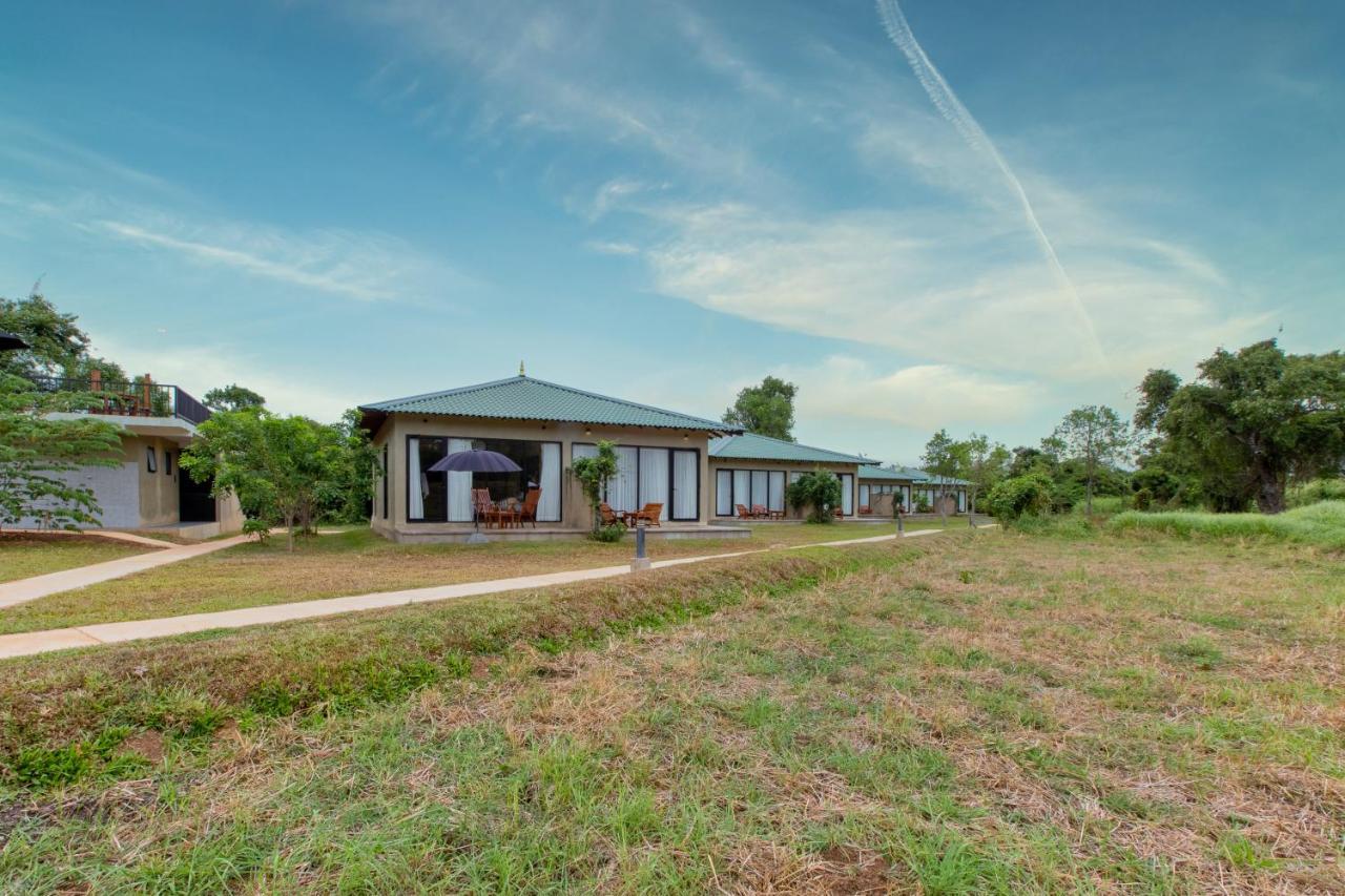 Sigiriya King'S Resort Exteriör bild