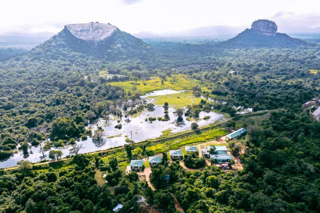 Sigiriya King'S Resort Exteriör bild